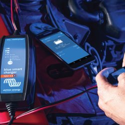 VICTRON 5A Blue Smart IP65 oplader 12V med DC connector