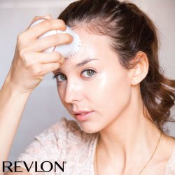 Revlon Ultimate Glow Clean and Make-up Sonic Ansigtsbrste